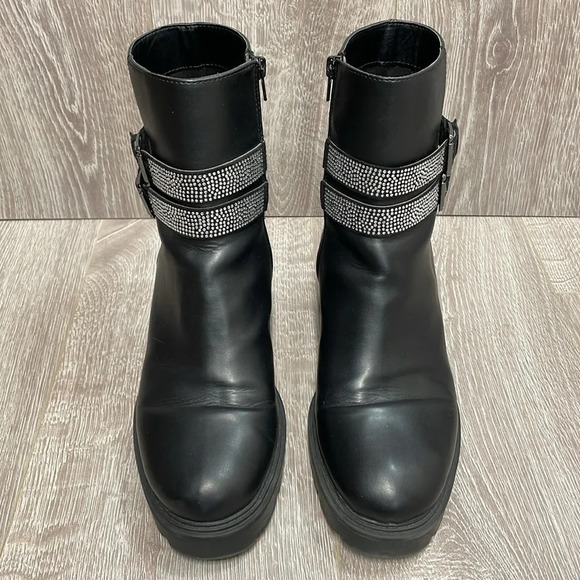 Steve Madden North Chunky Platform Boots Embellished Buckle Straps Black 10 - Picture 2 of 16
